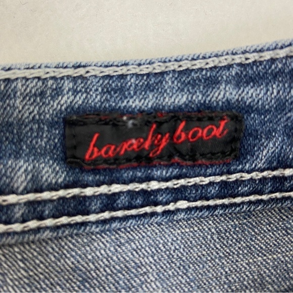 Earl Jeans Sz 8 Blue Barely Bootcut Embellished Embroidered Mid-rise Western - Picture 11 of 15